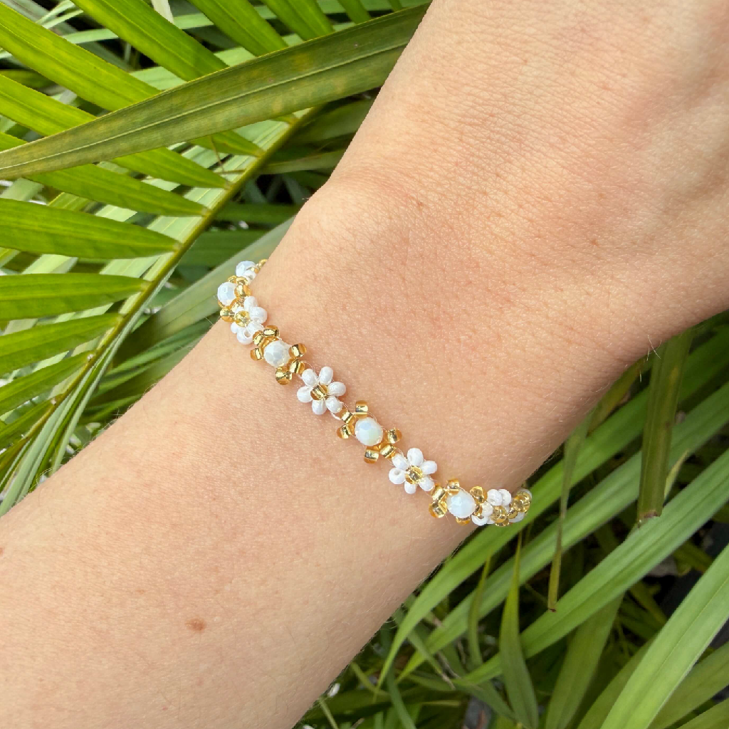 Pulsera Encanto Floral🤍